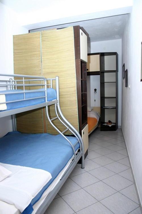 Apartments Ivan Orlic Vinisce Room photo